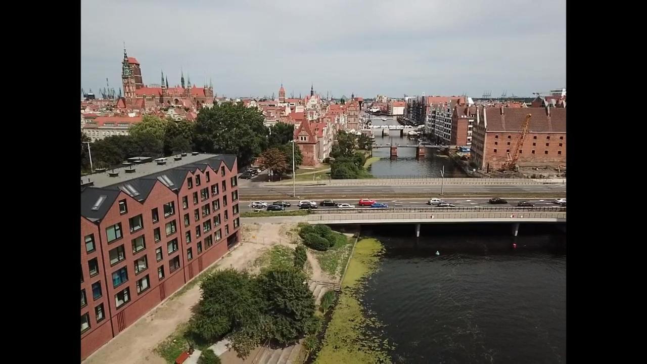 Blue Raven Motlawa Grand Apartment Gdansk Ngoại thất bức ảnh
